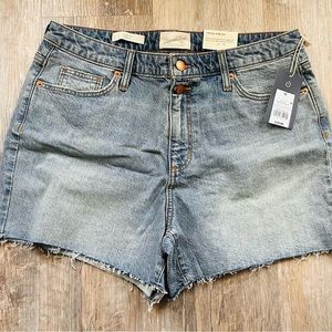 Universal Thread Shorts